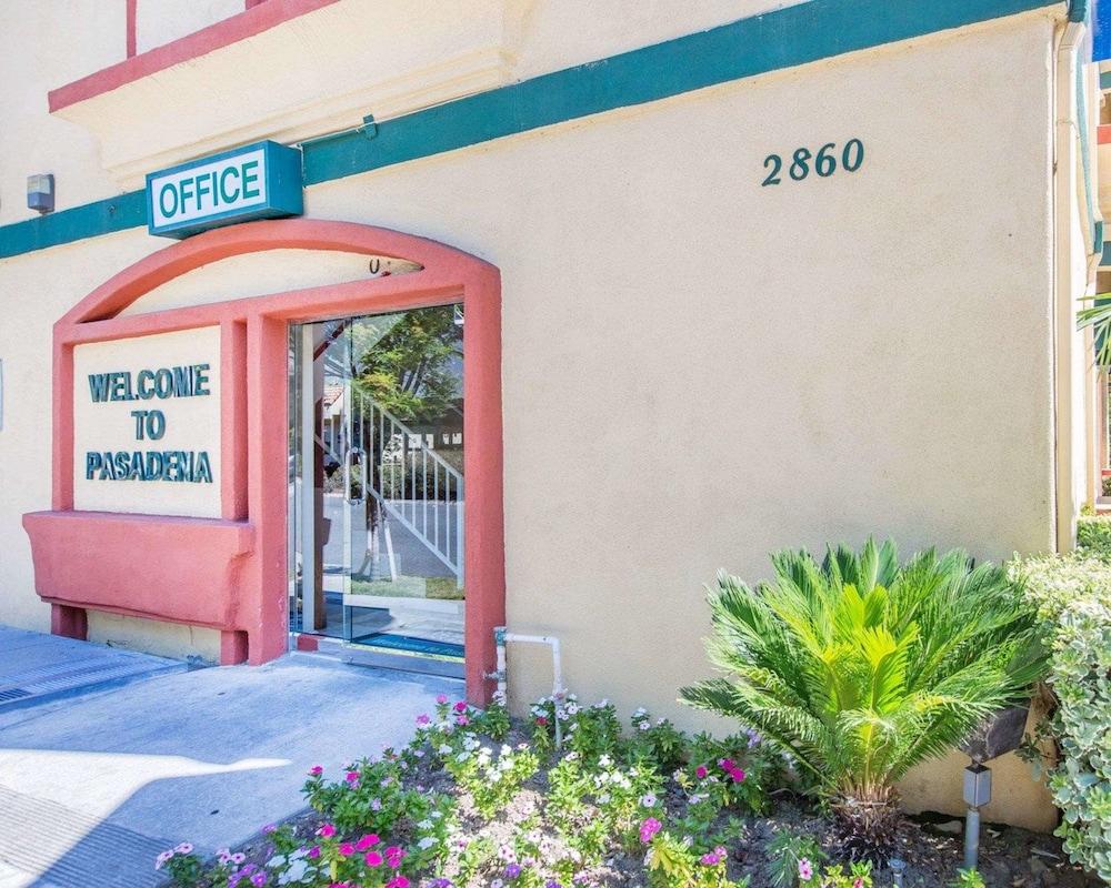 Rodeway Inn&Suites - Pasadena Exterior foto